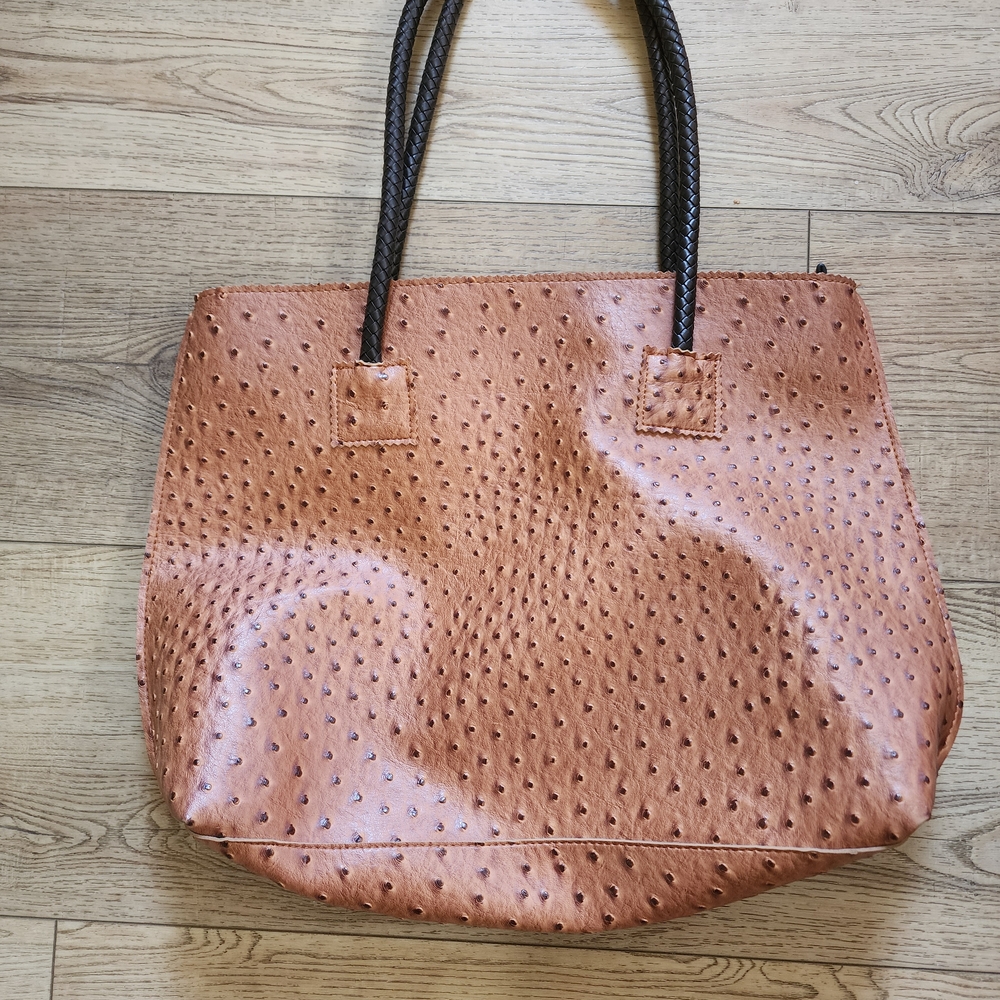 Chic Tan Ostrich Pattern Tote Bag